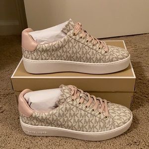 MICHAEL KORS POPPY LACE UP